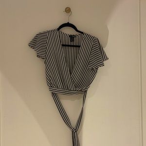 black and white tie crop 🤍